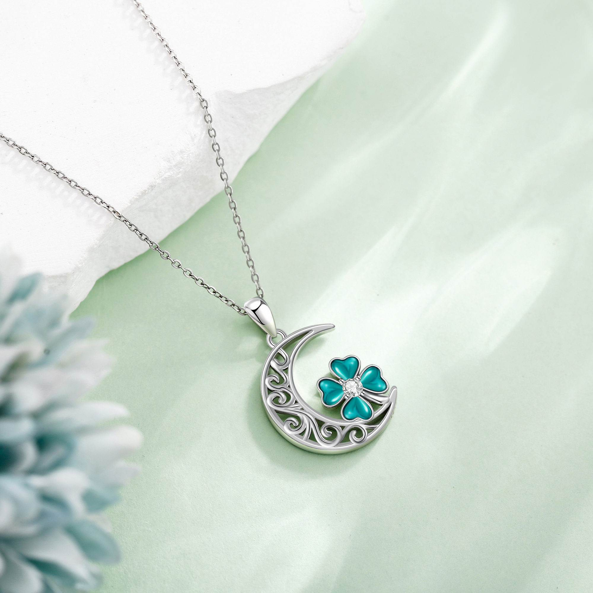 Women's S925 Sterling Silver Four-Leaf Clover Pendant Necklace